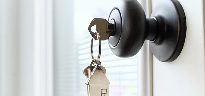 Bifold Door Knob Replacement in Yreka, California