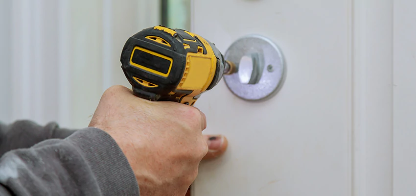 Street Locksmith For Smart Lock Repair in Yreka, CA