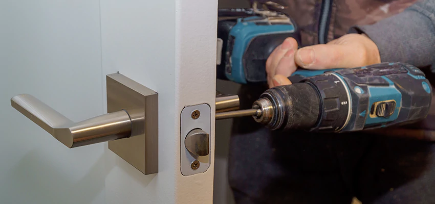 Broken Door Handle Lock Repair in Yreka, California