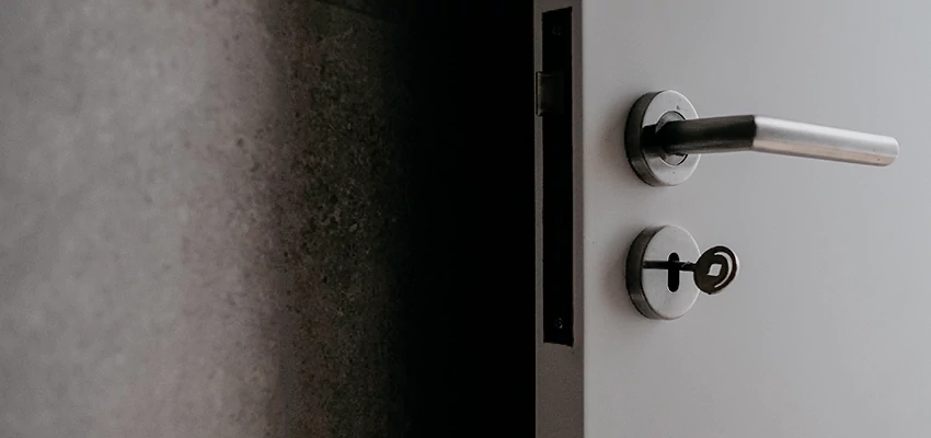 Front Door Handle Repair And Installation in Yreka, CA